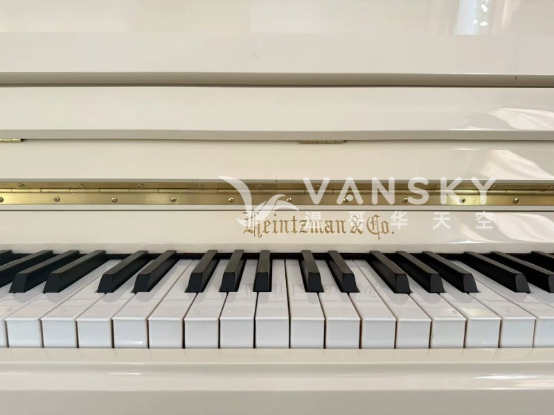 250514122940_Piano 4.jpg